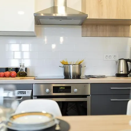 Zardin Apartment *
