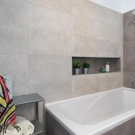 Апартаменты Zardin *