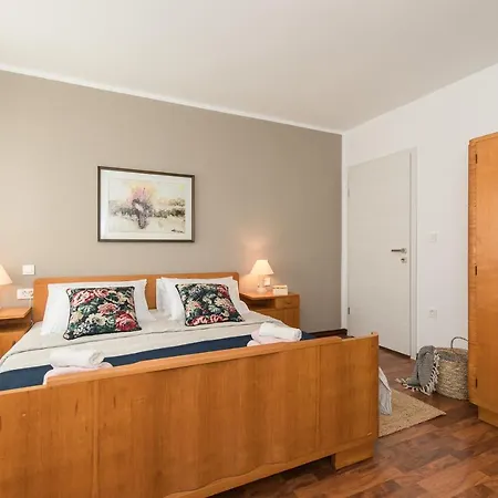 Apartment Zardin Punat