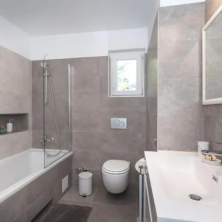 Zardin Apartman *